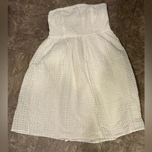 Old Navy White Eyelet Dress size 4